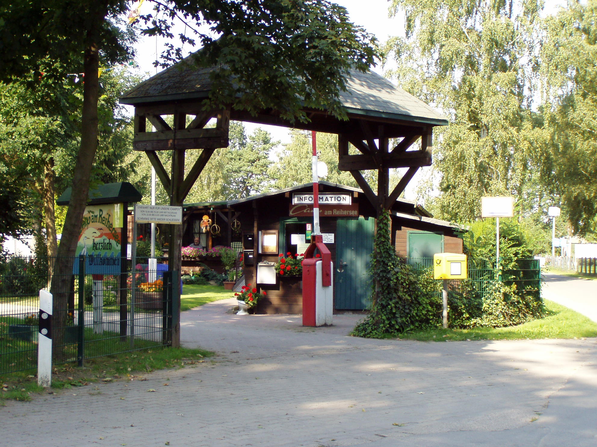 Einfahrt Camp am Reihersee